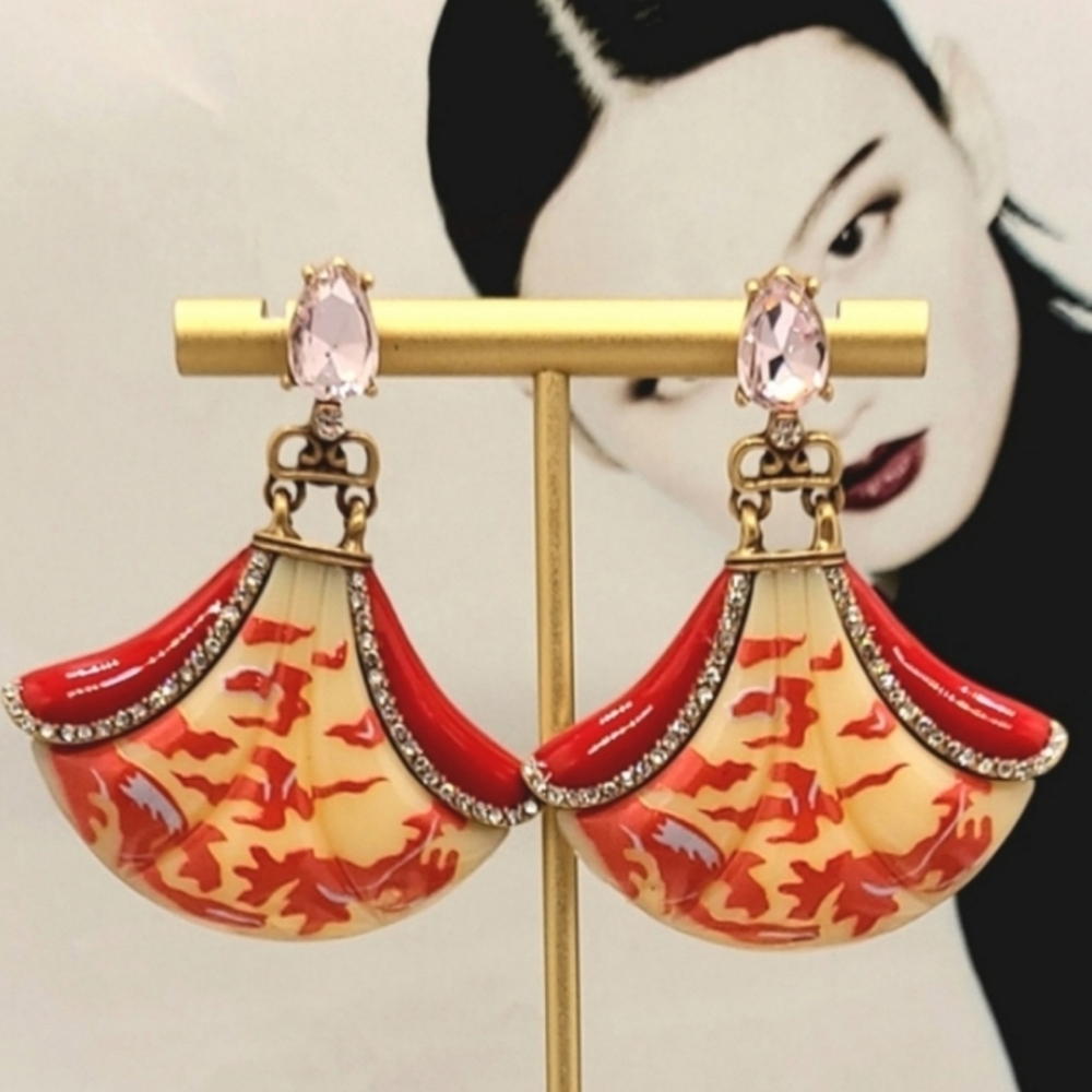 Vintage Signed Trifari Red Chinese Landscape Ancient Fan-Shaped Gold Earrings